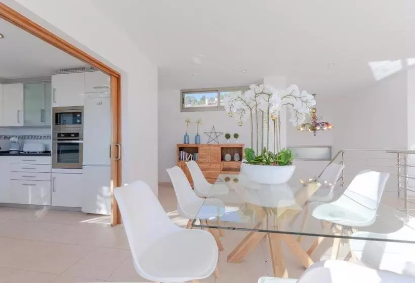 Villa Alcanada Lighthouse