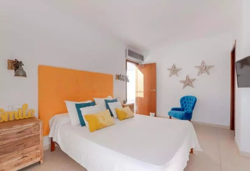 Villa Alcanada Lighthouse