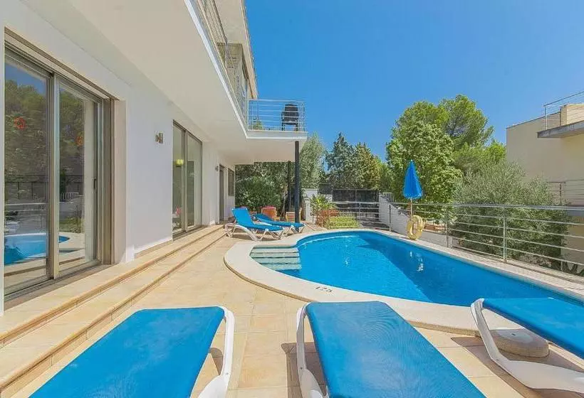 Villa Alcanada Lighthouse