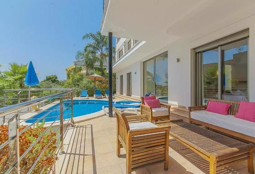 Villa Alcanada Lighthouse