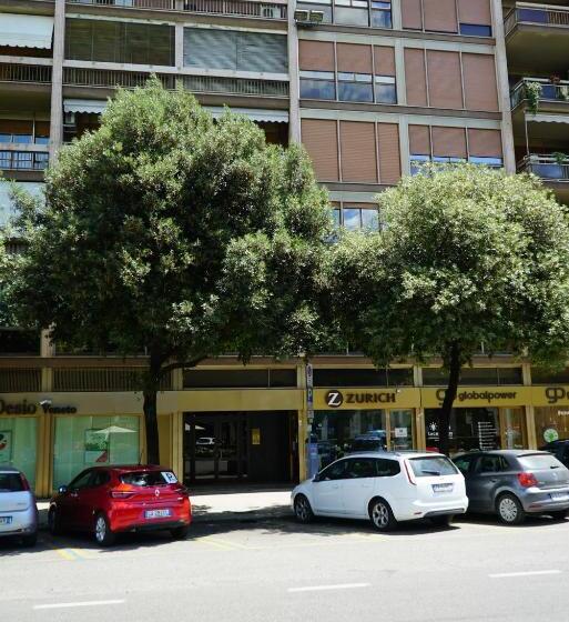 تختخواب و صبحانه Avenue Rooms