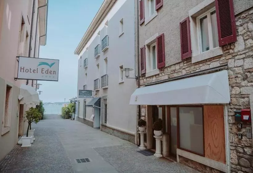 ベッドアンドブレックファースト La Luce Di Sirmione