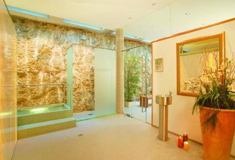 簡易ホテル Hollwegers Landhaus   Das Lisl