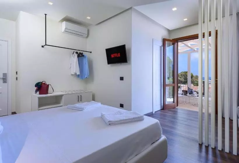 هتل Albergo Auralba