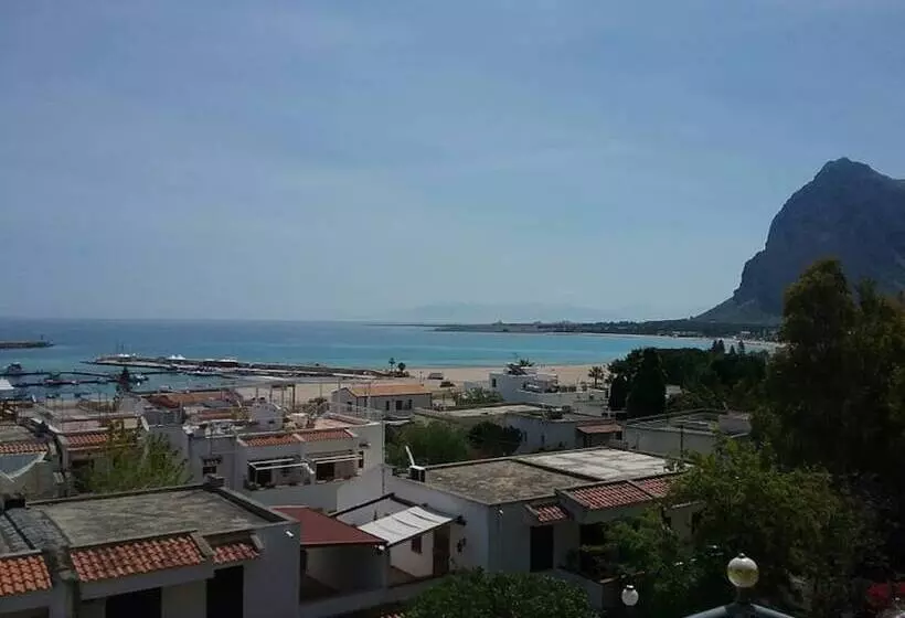 هتل Albergo Auralba