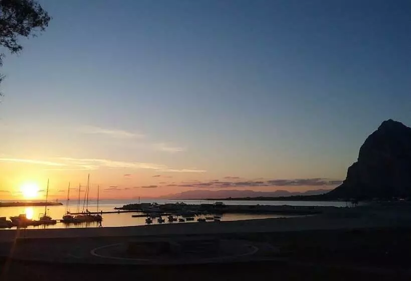 هتل Albergo Auralba