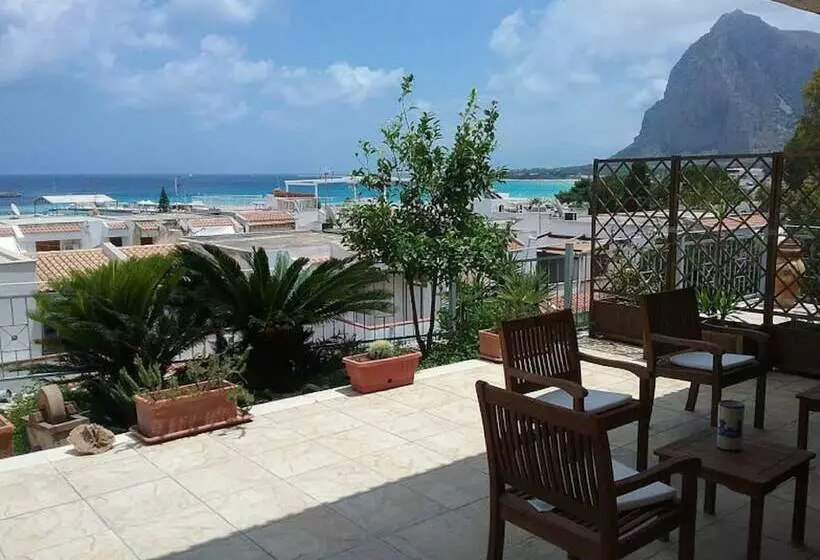 هتل Albergo Auralba