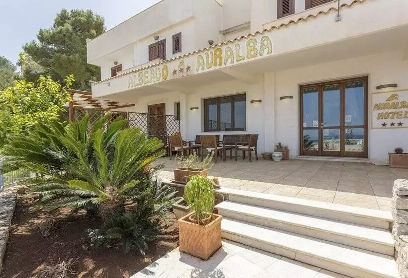 هتل Albergo Auralba