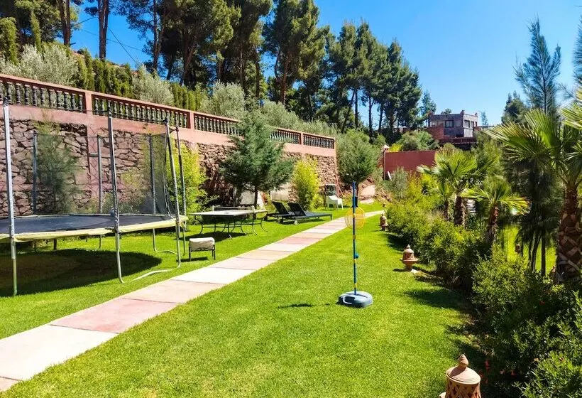 Hotelli Aurocher Ourika Oukaimeden