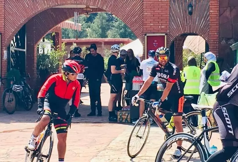 Hotelli Aurocher Ourika Oukaimeden