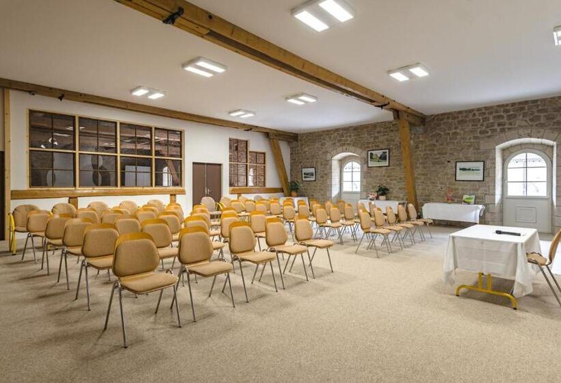 בית מלון כפרי Château De Bournel