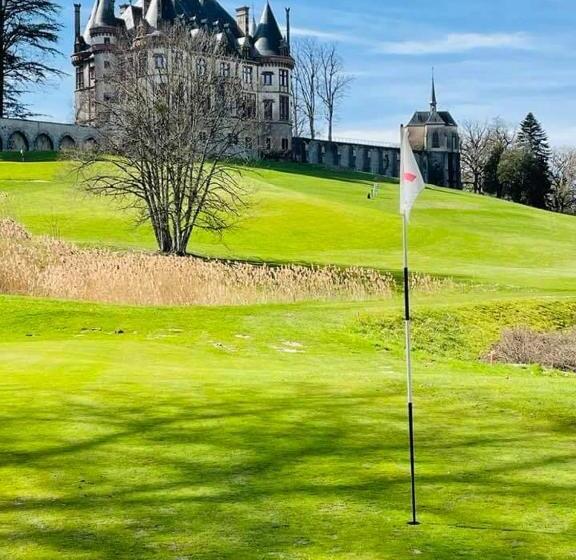 בית מלון כפרי Château De Bournel