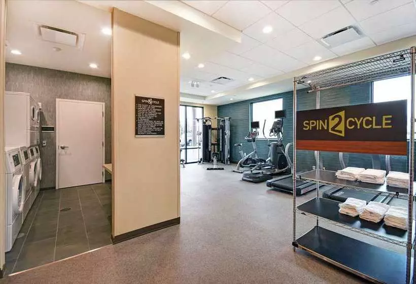هتل Home2 Suites By Hilton Beloit
