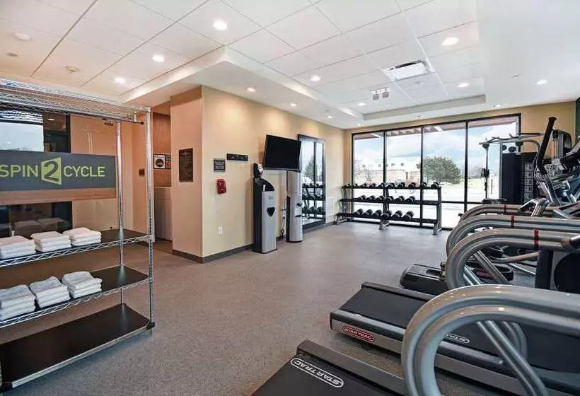 هتل Home2 Suites By Hilton Beloit