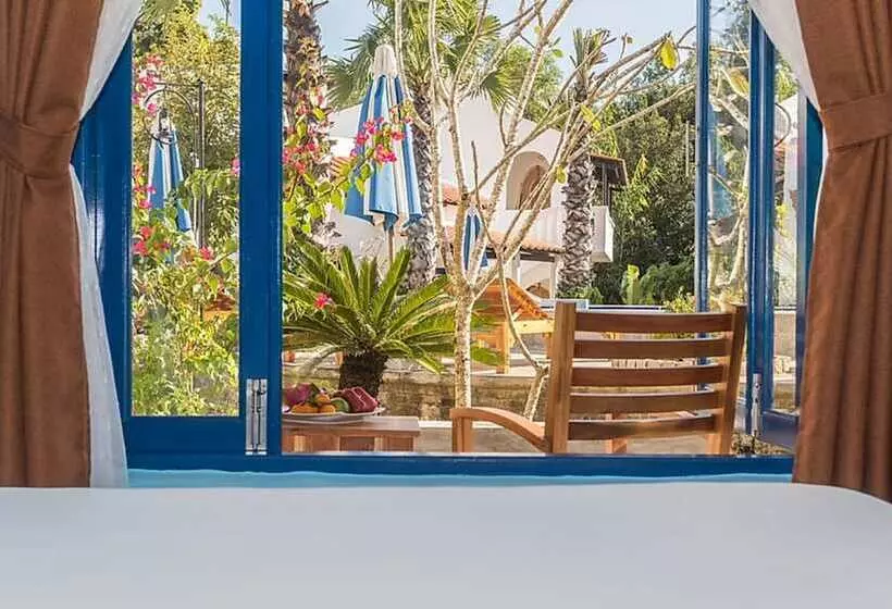 هتل Isabella Resort