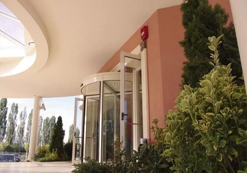هتل Monte Carlo Palace Suites