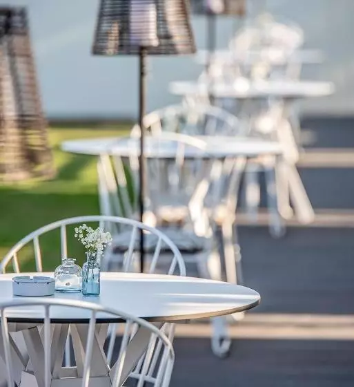 Hotelli Mythic Summer