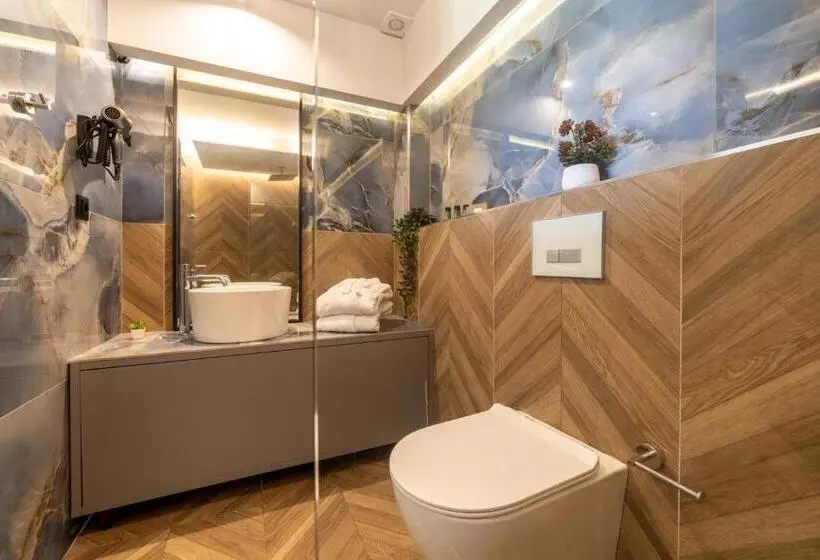 Hotelli Mythic Summer