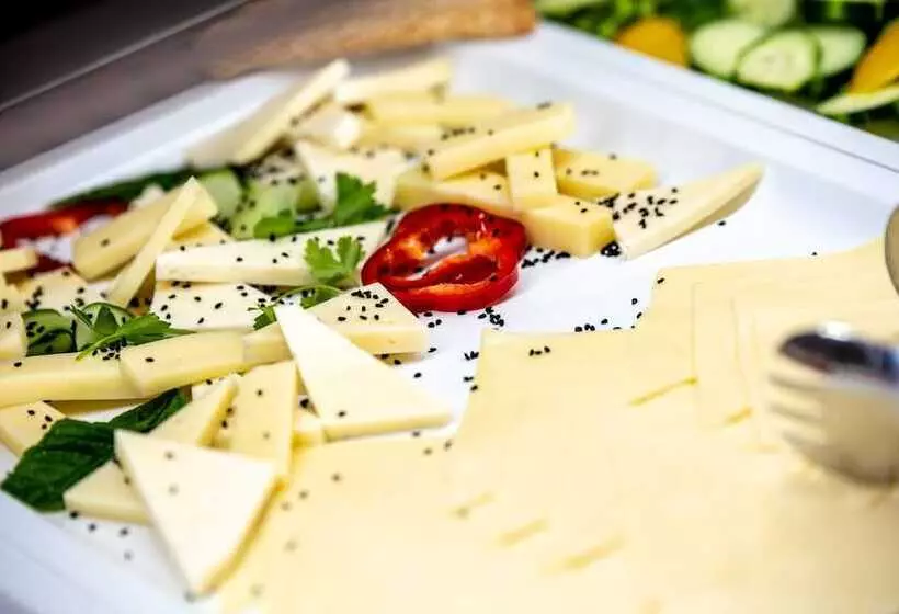 Hotelli Mythic Summer