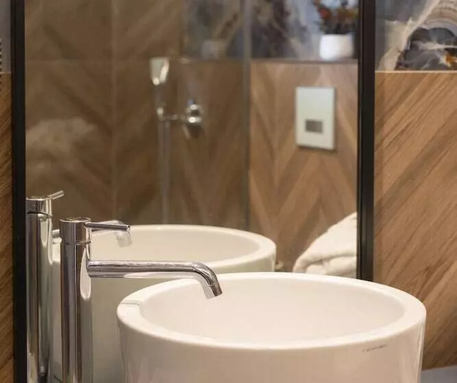 Hotelli Mythic Summer