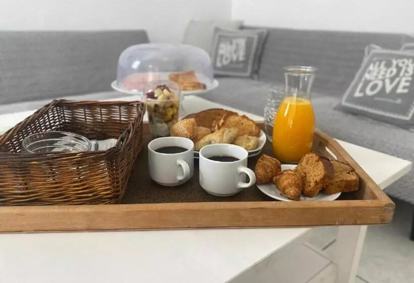 ホテル Porto Naoussa