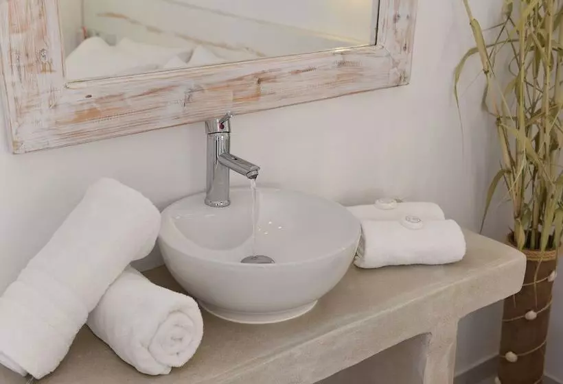 ホテル Porto Naoussa