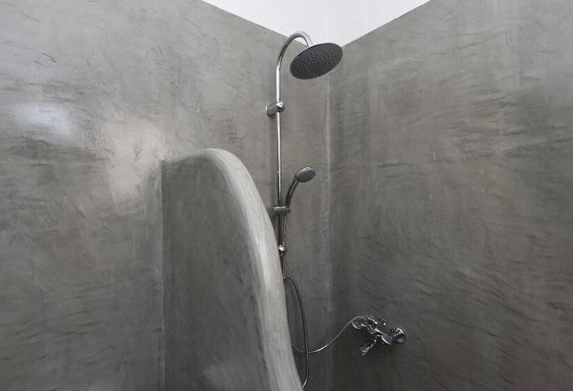 فندق Porto Naoussa