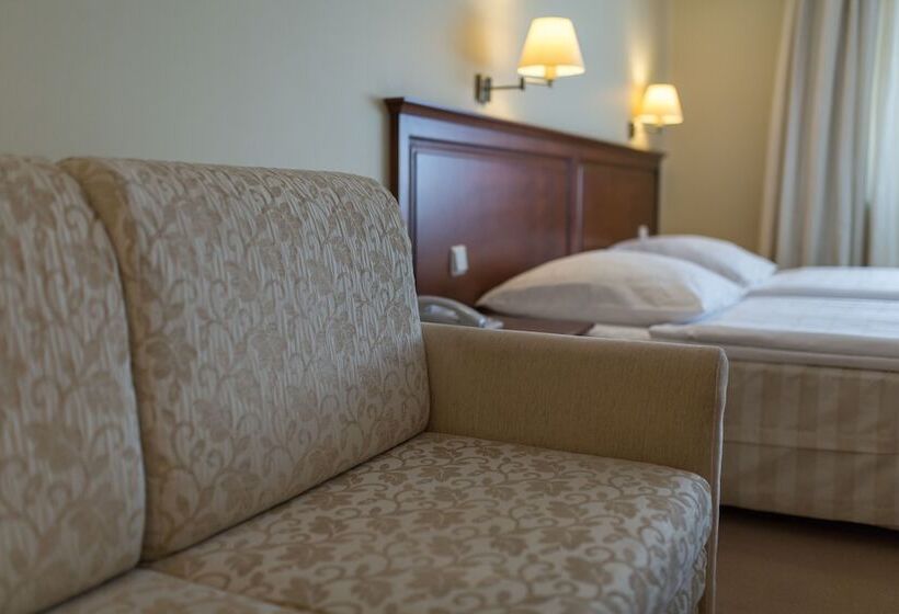 هتل Prezydencki 3 Star