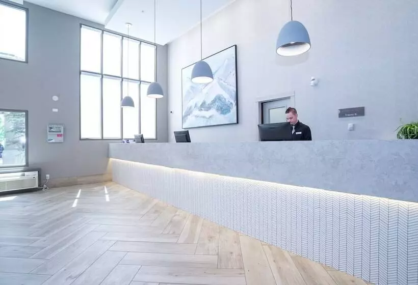 Hotelli Sandman Signature Calgary Airport