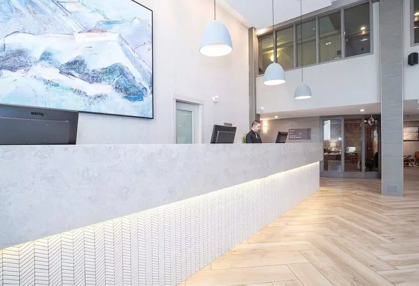 Hotelli Sandman Signature Calgary Airport