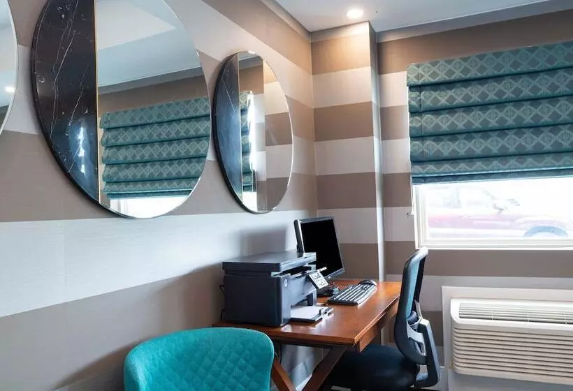 Hotelli Sandman Signature Calgary Airport