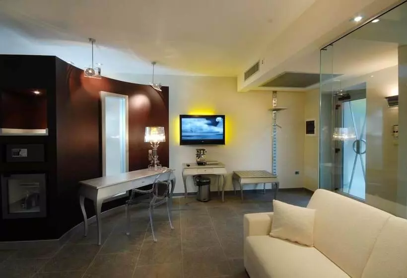 Hotelli Suite  Testani