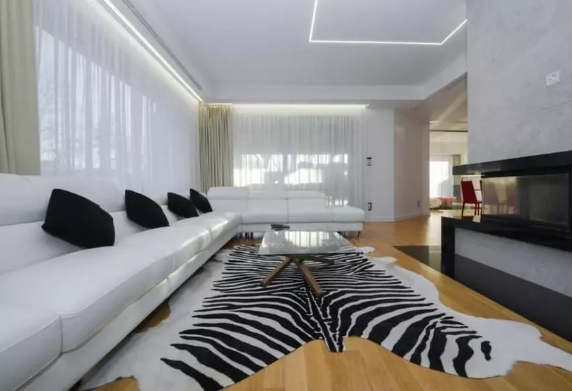 Hotelli Suite  Testani