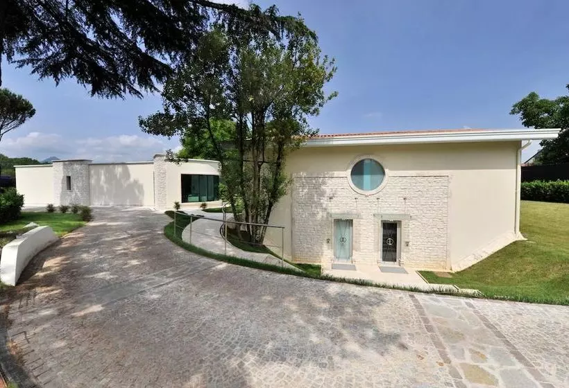 Hotelli Suite  Testani