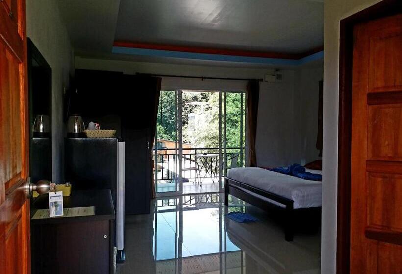 فندق Tamarind Lanta Resort