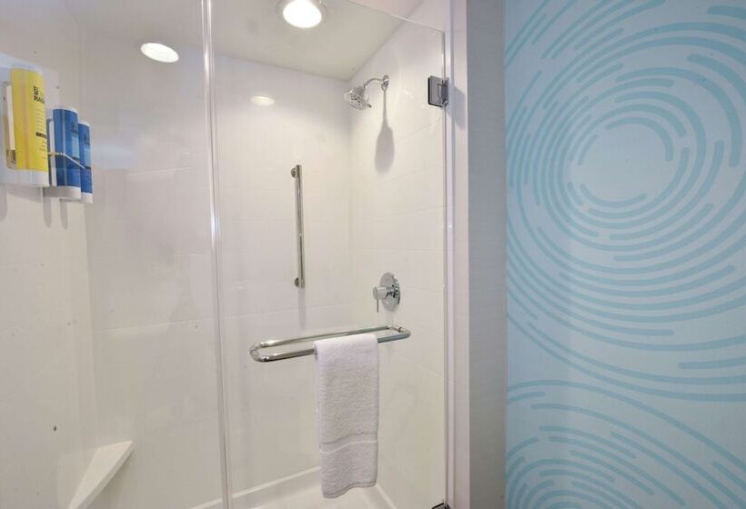 فندق Tru By Hilton Lawrence