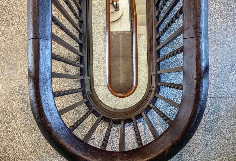 Tulsa Club Hotel, Curio Collection By Hilton