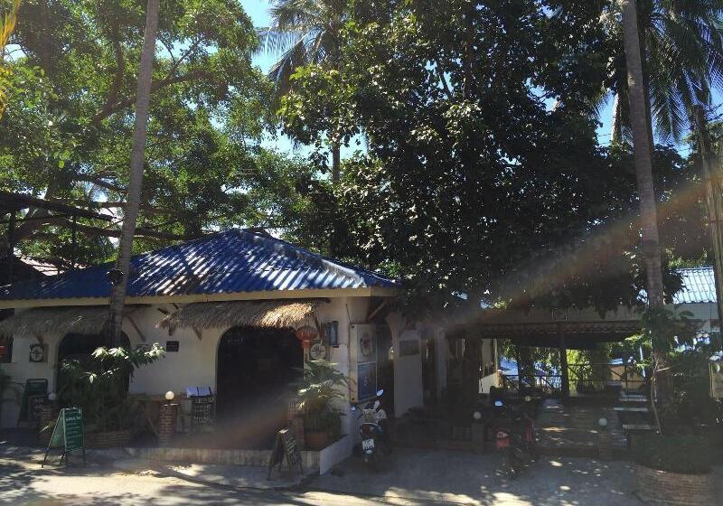 Lonely Beach Pool Resort