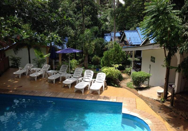 Lonely Beach Pool Resort