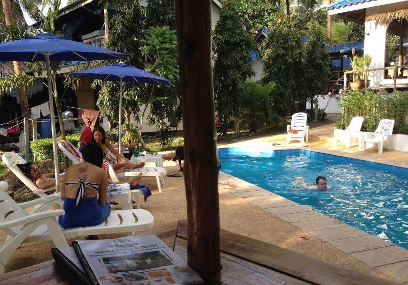 Lonely Beach Pool Resort