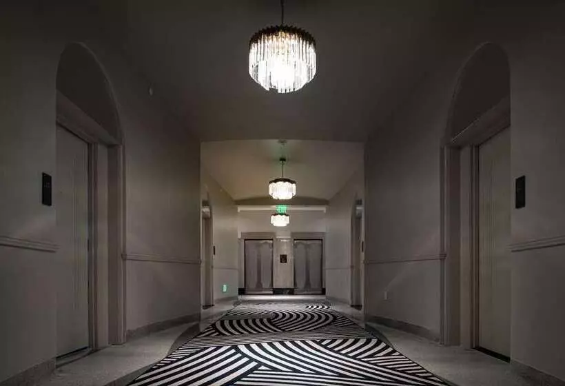 Tulsa Club Hotel, Curio Collection By Hilton