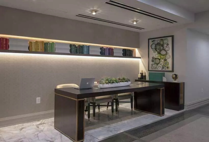 Tulsa Club Hotel, Curio Collection By Hilton