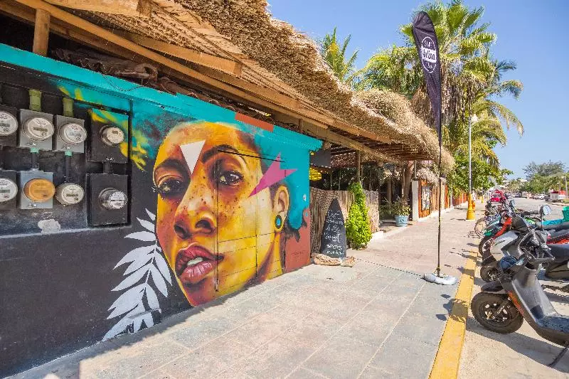 ホテル Selina Puerto Escondido