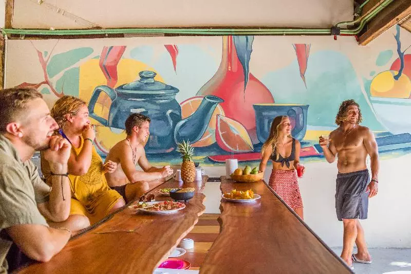 ホテル Selina Puerto Escondido