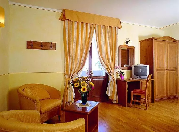 ホテル Albergo Sole