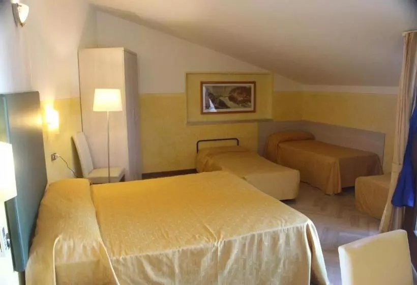 ホテル Albergo Sole