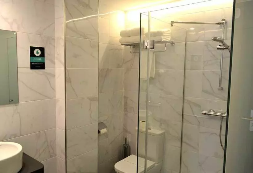 هتل Alda Estacion Ourense