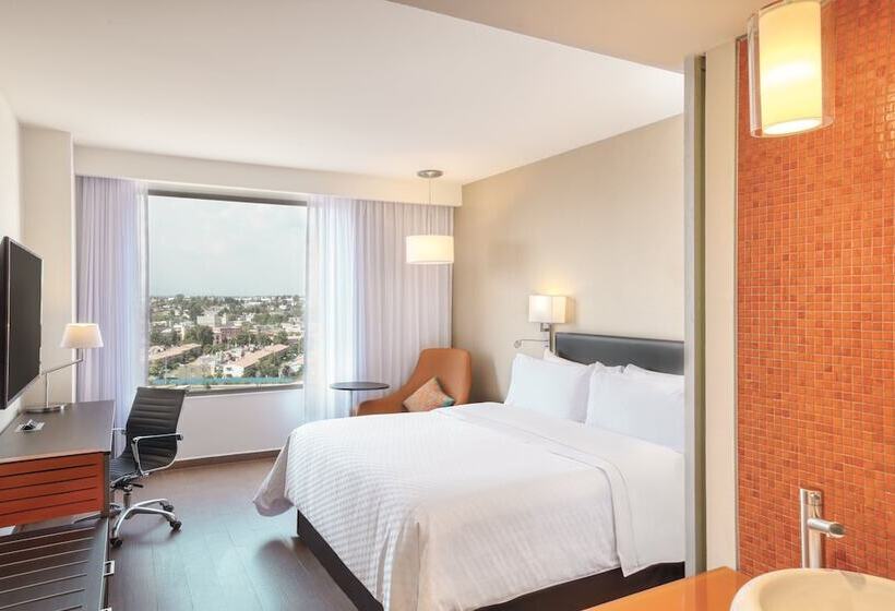 Hotel Fiesta Inn Express Puebla Explanada