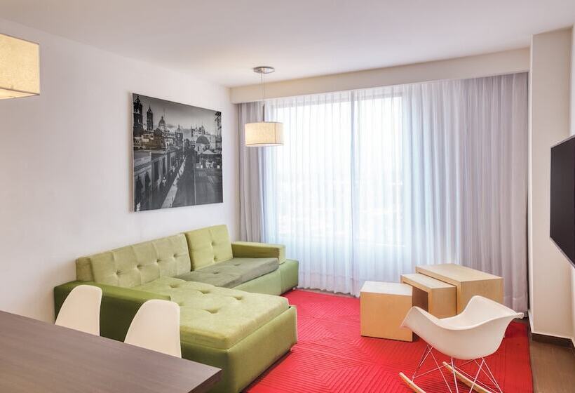 Hotel Fiesta Inn Express Puebla Explanada