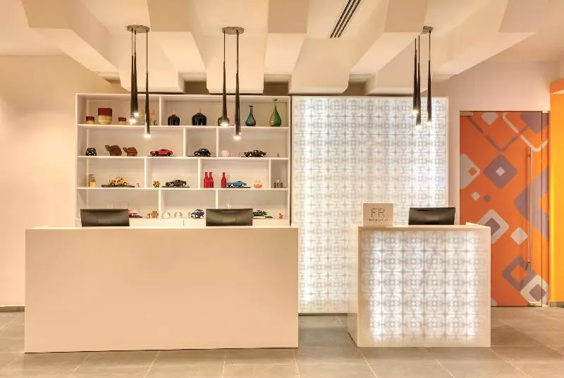 ホテル Fiesta Inn Express Puebla Explanada